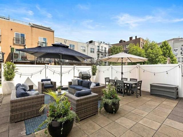 Condo for sale in Hudson, New Jersey
