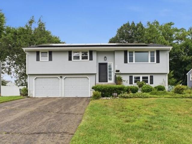 House for sale in Newington, Connecticut