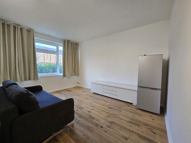 Apartment for rent in London Borough of Lambeth, Greater London