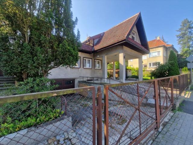 Dom na sprzedaż w Jelenia Góra, Dolnośląskie