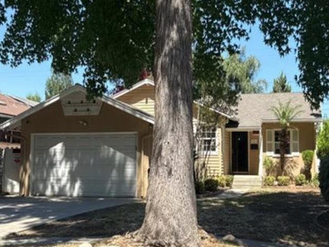 House for sale in Lake Balboa Neighborhood Council District, Canoga Park