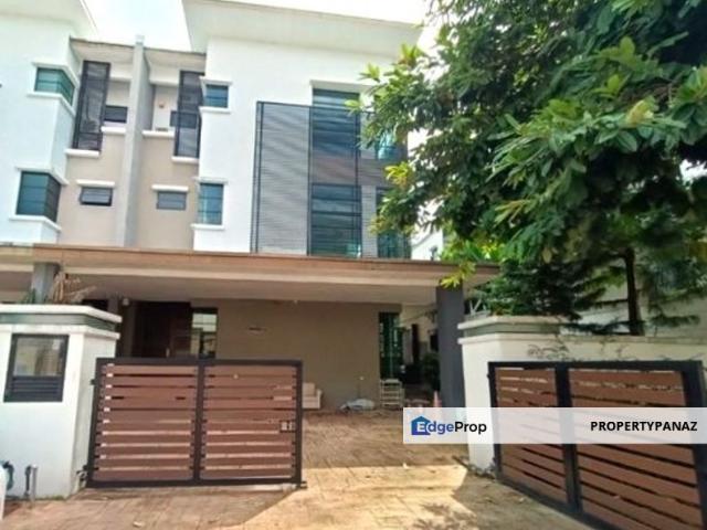 House for sale in Seksyen U8, Shah Alam