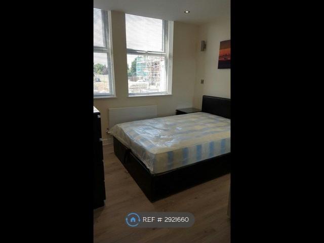 House for rent in London Borough of Harrow, Greater London