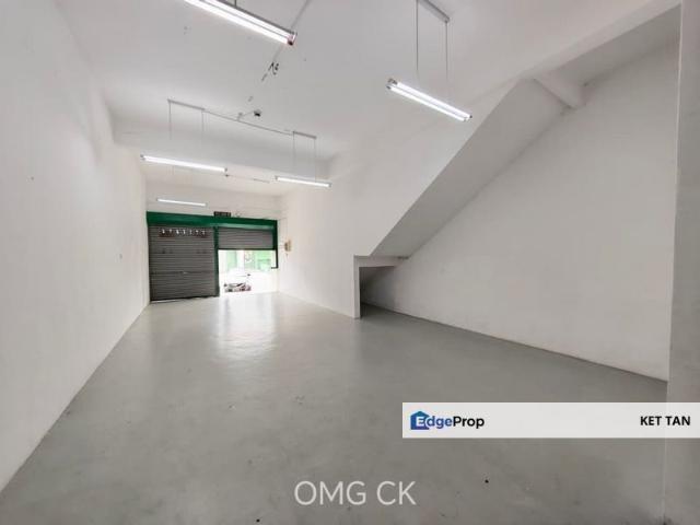 Shop for rent in Banting, Kuala Langat