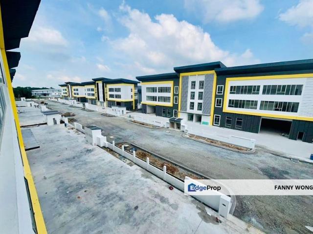 Warehouse for sale in Jenjarom, Selangor
