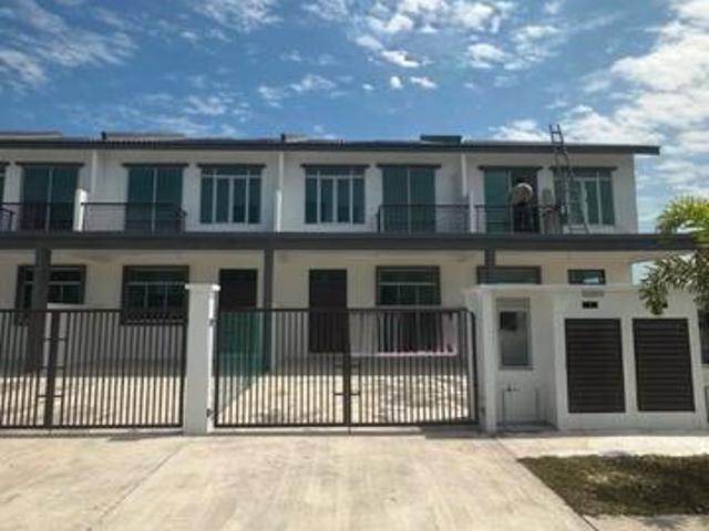 Terraced House for sale in Jenjarom, Kuala Langat
