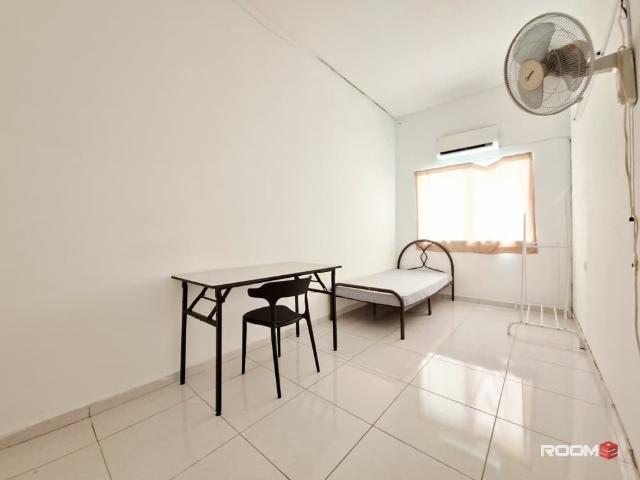 House for rent in Taman Seri Jaromas, Jenjarom