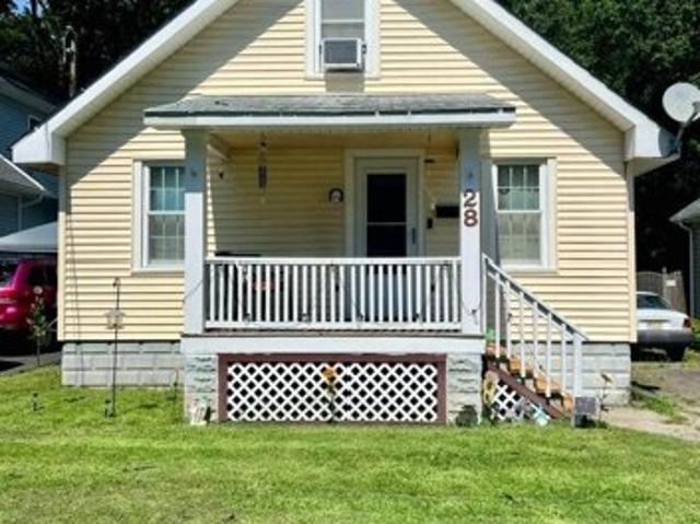House for sale in Deepwater, New Jersey