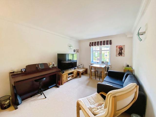 Apartment for rent in Westminster, Victoria