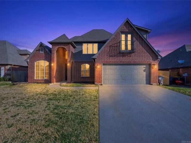 House for sale in Jenks, Oklahoma