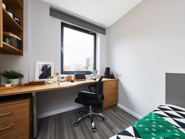 Room for rent in Bordesley, West Midlands