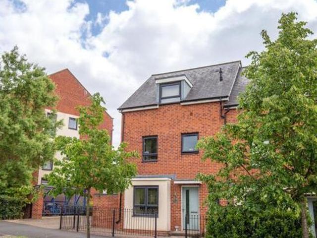 House for sale in Feckenham, City Of Bristol