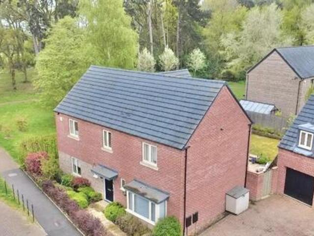 House for sale in Northampton, Northamptonshire