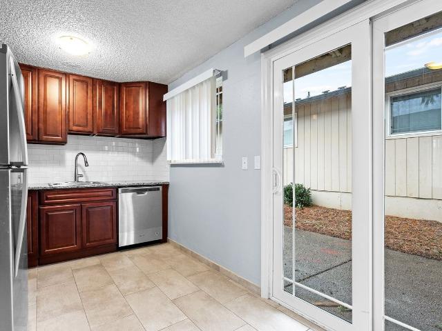 Apartment for rent in Jennings Lodge, Portland
