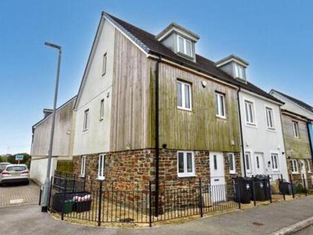 House for sale in Mount Ambrose, Cornwall