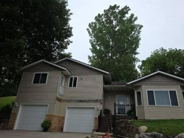 House for sale in Steele, Minnesota