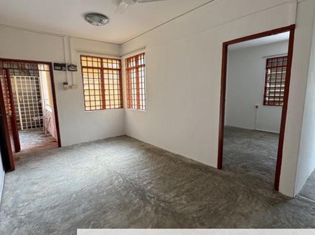 Flat for sale in Wellesley, Penang