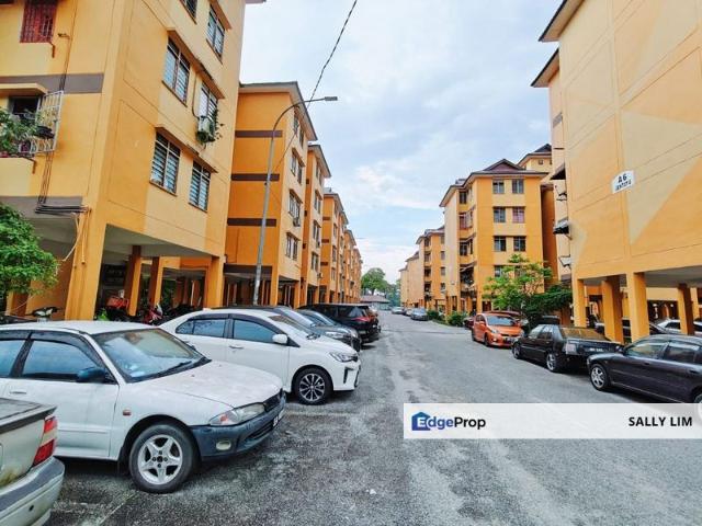 Flat for sale in Wellesley, Penang