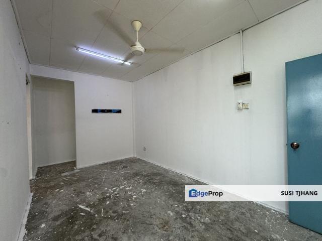 Flat for sale in Wellesley, Penang