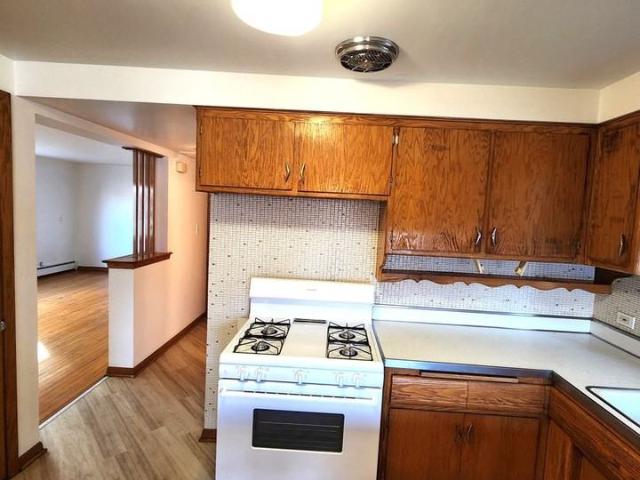 Apartment for rent in Broadview, Illinois