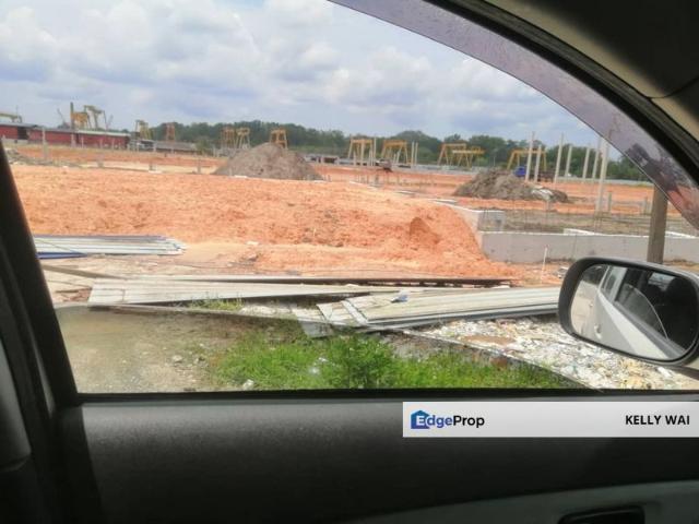 Warehouse for sale in Pekan Nanas, Johor