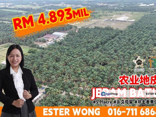 Shop for sale in Pekan Nanas, Johor