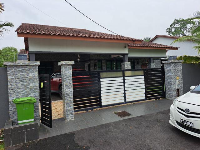 Bungalow for sale in Kuantan