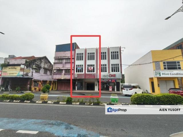 Shop for sale in Jerantut, Pahang