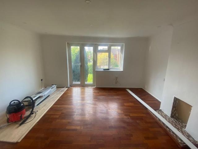 House for rent in Lower Edmonton, Greater London