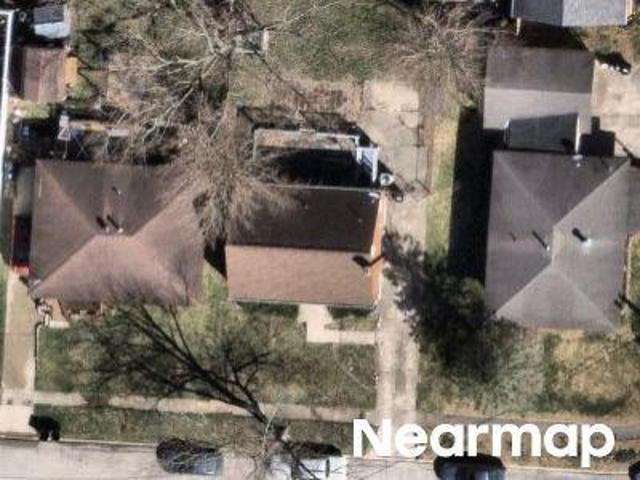 House for sale in Roselawn, Ohio
