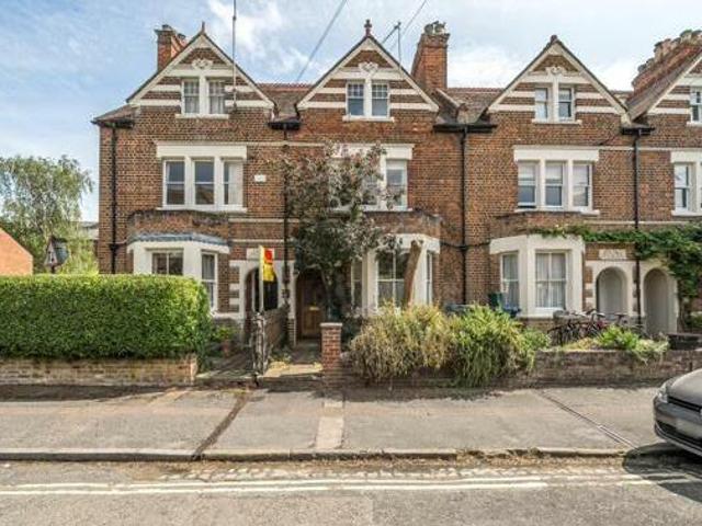 House for sale in The Slade, Oxfordshire
