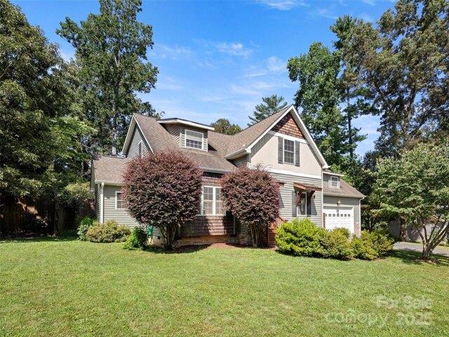 House for sale in Fletcher