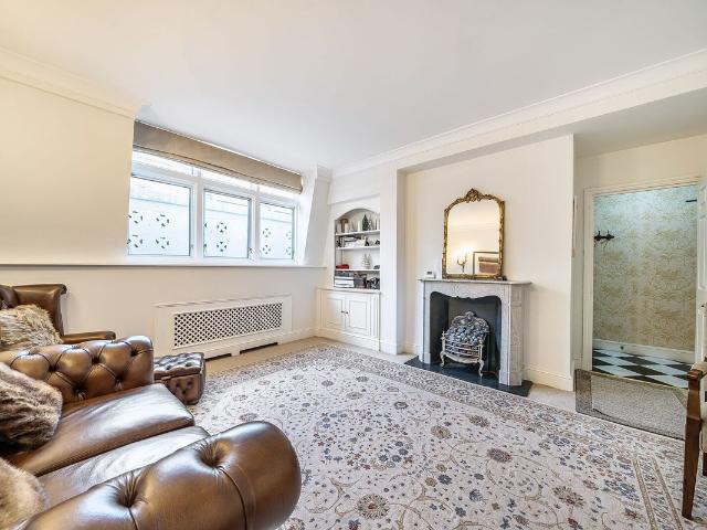 Apartment for rent in St. James's, Greater London