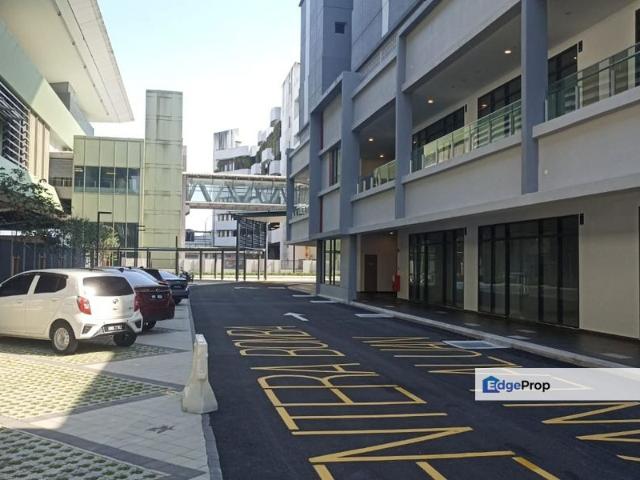 Shop for rent in Kajang, Langat