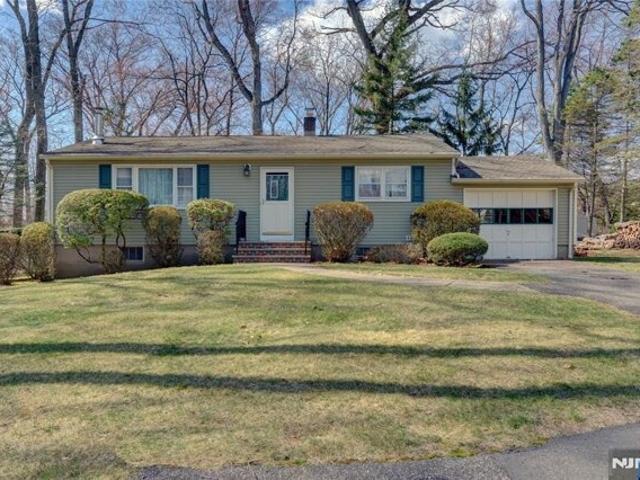 House for sale in Paramus