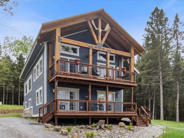 House for sale in Indian Lake