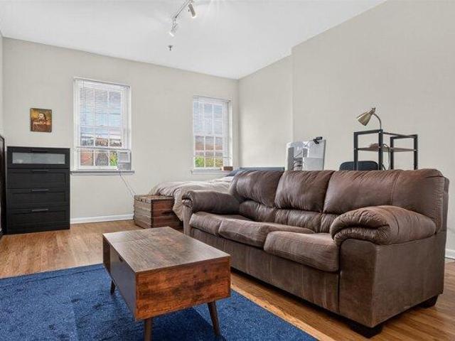 Condo for sale in Hudson, New Jersey