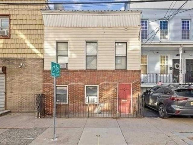 House for sale in Jersey City, Hudson County