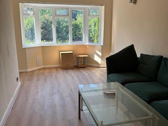 House for rent in London Borough of Hounslow, Greater London