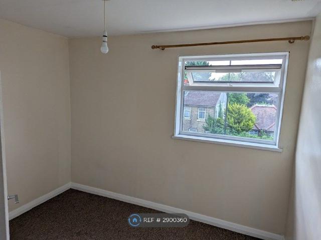 Apartment for rent in London Borough of Hounslow, Heston