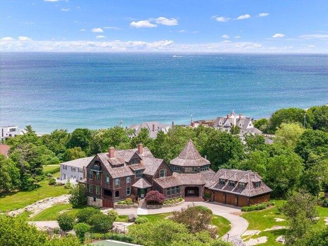 House for sale in Cohasset, Massachusetts