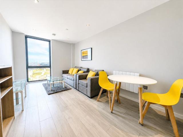 Apartment for rent in Calderstones