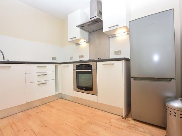 Studio for rent in City Centre, South Yorkshire
