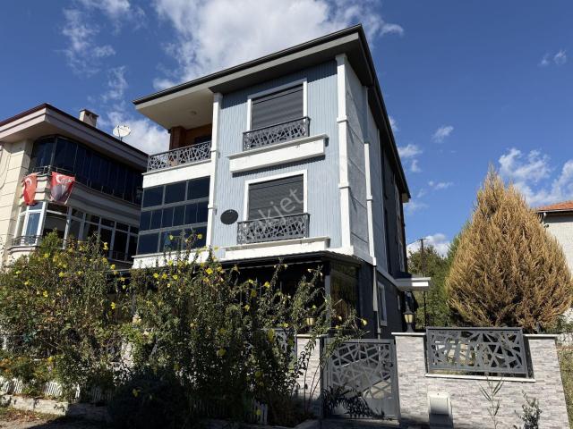 Akçay, Edremit içerisinde satılık Villa