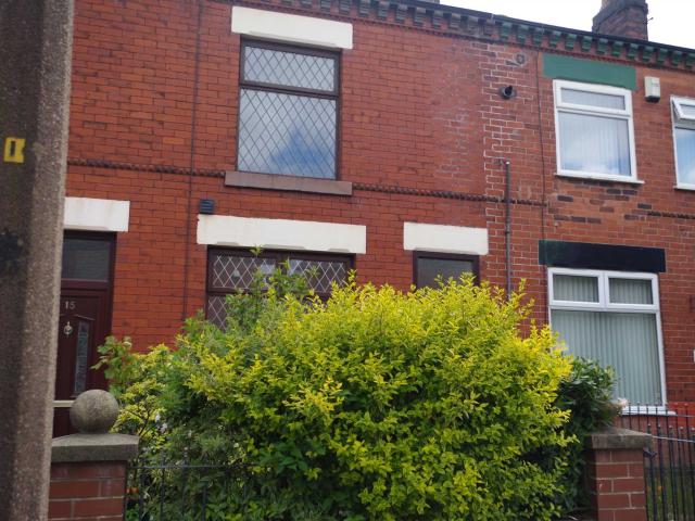 House for rent in Bradshaw, Lee Bank
