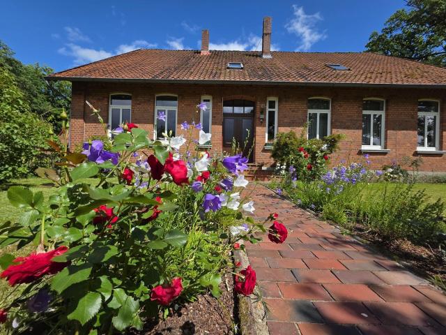 Villa kaufen in Uelzen, Niedersachsen
