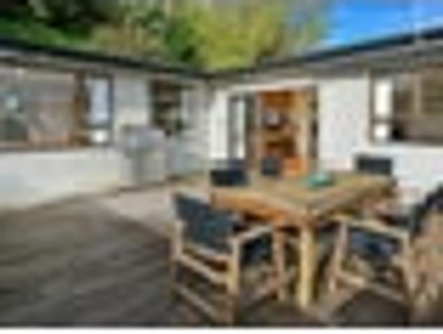 Townhouse for sale in Mahia