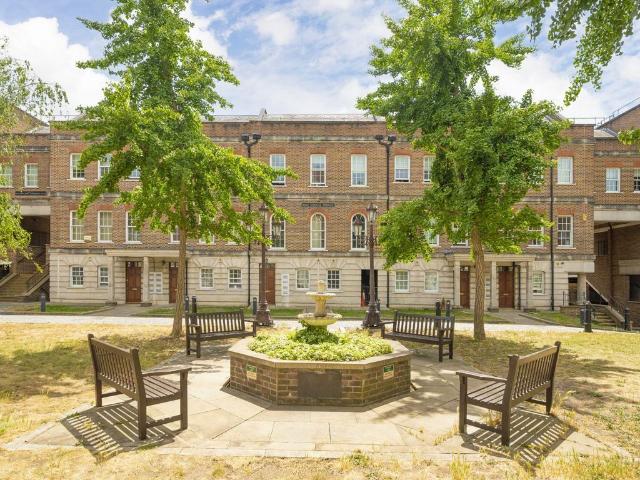 Apartment for rent in St. George in the East, Wapping
