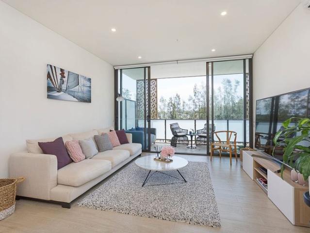 Apartment for rent in Wentworth Point, Sydney