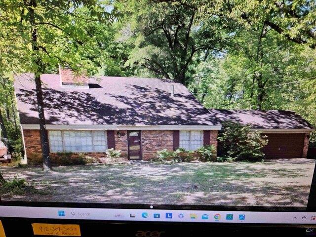 House for sale in Perry